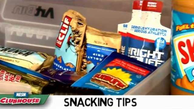 Staying Healthy: What To Snack On Before Games