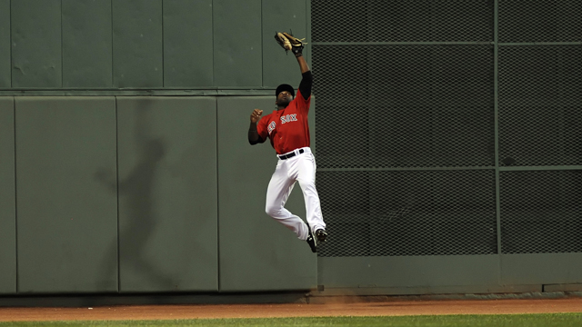 Red Sox Academy: Jackie Bradley Jr. Shows How To Catch Fly Balls