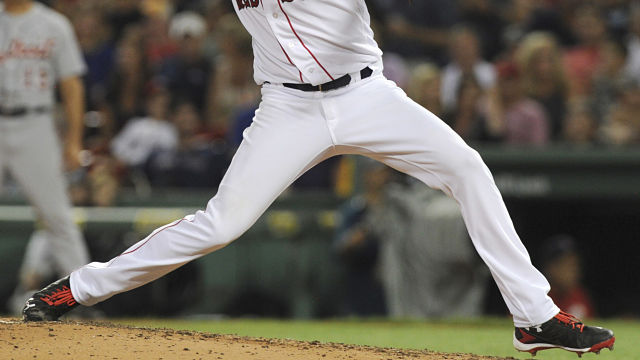 Baseball Academy: How Joe Kelly Uses Pitching Mound To Generate Power