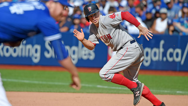 Red Sox Academy: Brock Holt Teaches You How To Take A Lead From First Base