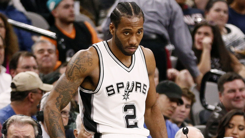 Spurs forward Kawhi Leonard